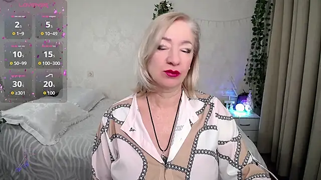 hunters woman online show from December 2025 10:47:01 PM