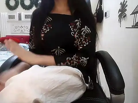 Simranjeet kaur26 online show from April 2026 07:14:01 PM