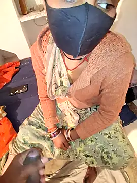 RAYI Queen 3 online show from February 2026 03:27:02 PM