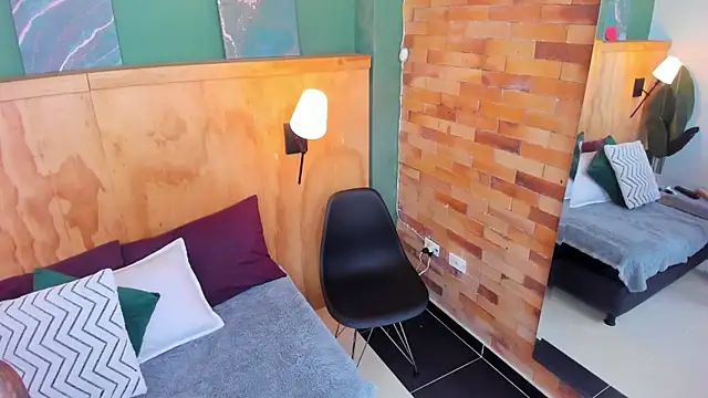 Snapshot of milavega_ chatting on December 2025 12:03:02 PM milavega online show from December 2025 12:03:02 PM