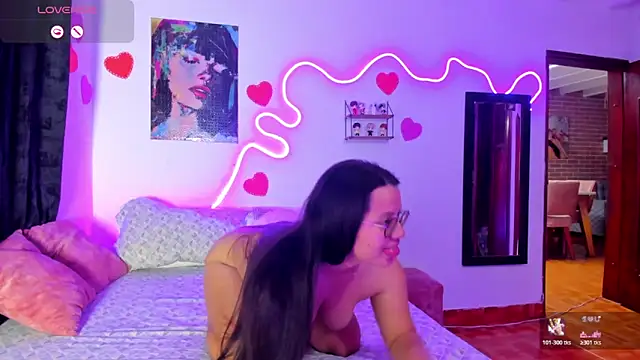 Dilan and Mia online show from March 2026 09:20:01 AM