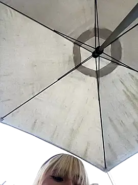 Snapshot of Sallem_Pink chatting on November 2025 11:21:01 AM Sallem Pink online show from November 2025 11:21:01 AM