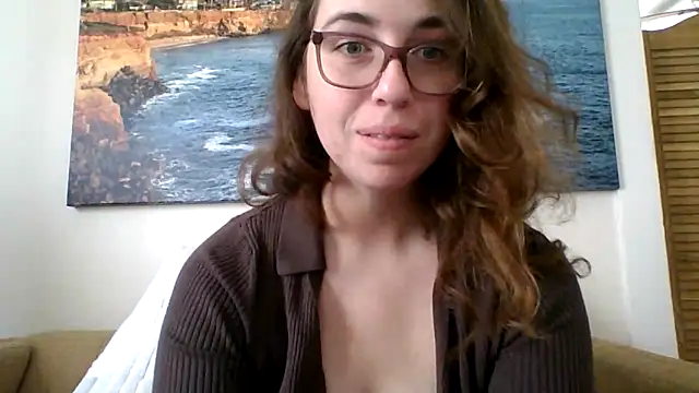 Snapshot of sweetsocalgirl chatting on May 2026 10:50:02 PM sweetsocalgirl online show from May 2026 10:50:02 PM