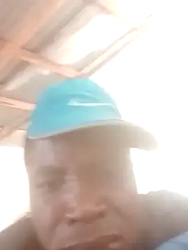 Snapshot of franceew chatting on February 2026 07:45:01 AM franceew online show from February 2026 07:45:01 AM