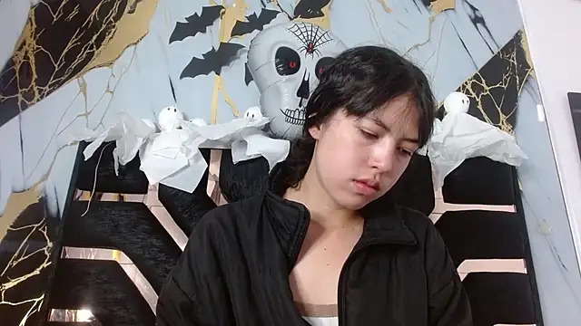 malejahotcs01 online show from October 2025 12:09:01 PM