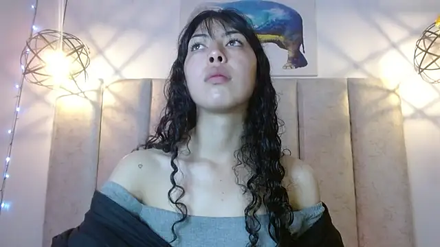 malejahotcs01 online show from November 2025 11:31:01 AM