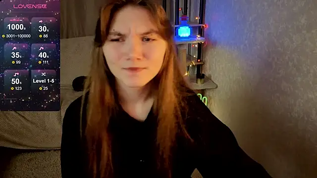 Nika OMG online show from November 2025 08:25:02 PM