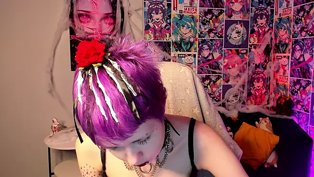 CarolineRichter online show from October 2025 02:39:02 AM