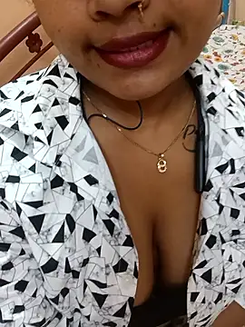 Snapshot of Naughty-Chaaya chatting on November 2025 10:59:01 AM Naughty-Chaaya online show from November 2025 10:59:01 AM