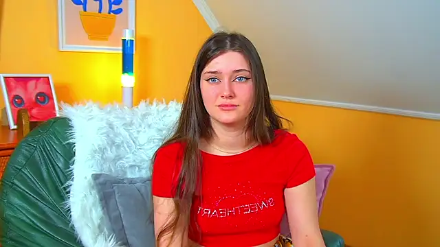 Snapshot of JessicaJewells chatting on February 2026 06:24:01 AM JessicaJewells online show from February 2026 06:24:01 AM