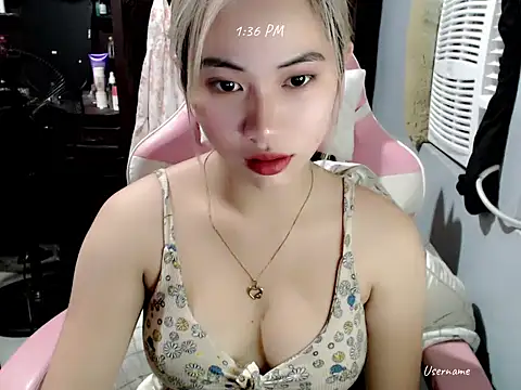 Rainea149 online show from December 2025 05:38:02 AM