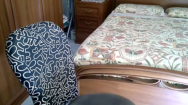 MisterX 99 online show from October 2025 11:41:02 AM