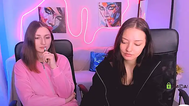 eva smiith  online show from February 2026 06:56:01 AM