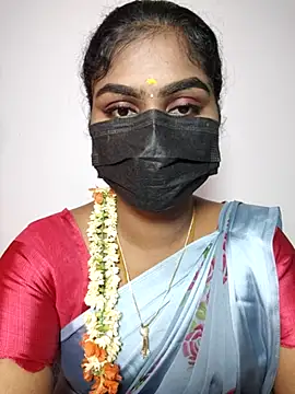 Snapshot of Tamil_Princess12 chatting on October 2025 05:44:01 PM Tamil Princess12 online show from October 2025 05:44:01 PM