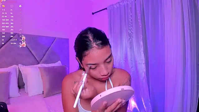 MissPocahontass online show from September 2025 11:21:01 AM