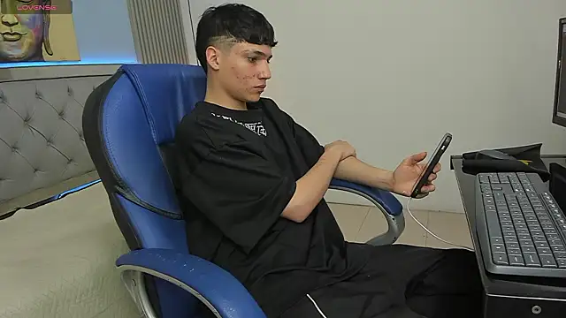 SamBlack  online show from March 2026 08:24:02 PM