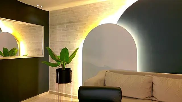 AgathaKondo  online show from November 2025 07:14:02 PM