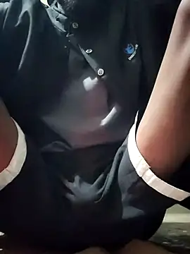 Snapshot of RAYI_Queen_4 chatting on December 2025 04:56:01 PM RAYI Queen 4 online show from December 2025 04:56:01 PM