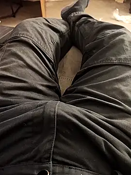 Snapshot of hubbyfun19 chatting on September 2025 05:56:01 AM hubbyfun19 online show from September 2025 05:56:01 AM