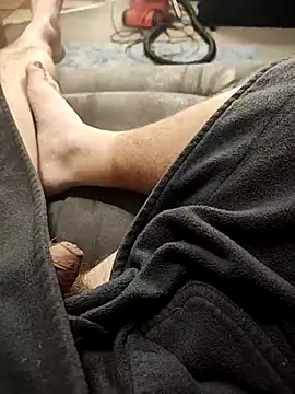 Snapshot of hubbyfun19 chatting on November 2025 06:01:01 AM hubbyfun19 online show from November 2025 06:01:01 AM