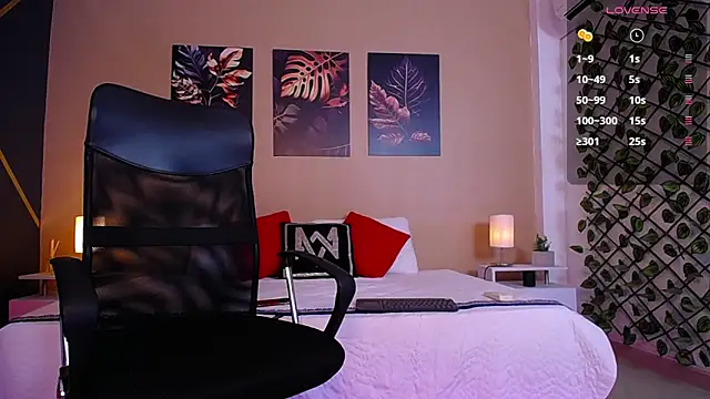 ChristopherBlack  online show from March 2026 01:06:02 PM