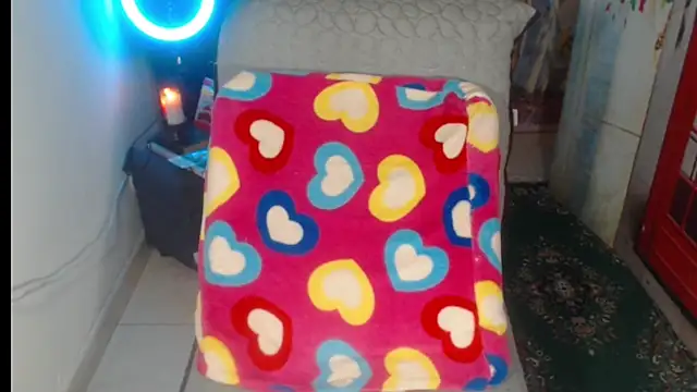 Milf Valeria online show from October 2025 03:19:01 PM