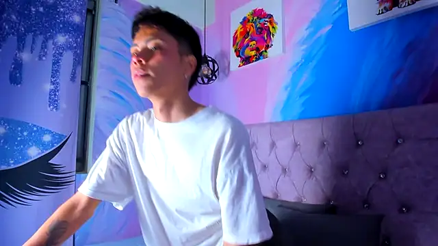 Snapshot of MaxiWildd chatting on November 2025 01:15:02 PM MaxiWildd online show from November 2025 01:15:02 PM