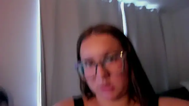 Kyleighc online show from March 2026 10:47:02 PM