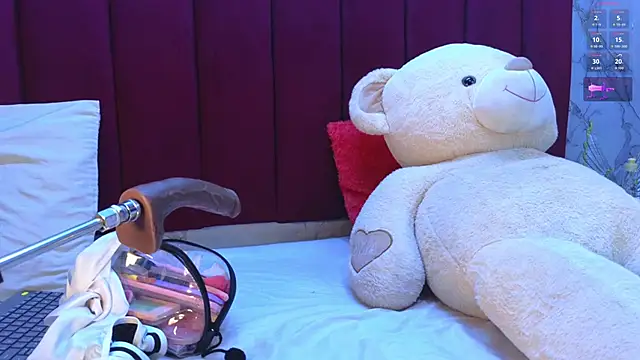 PrincePoppy online show from October 2025 08:54:02 PM