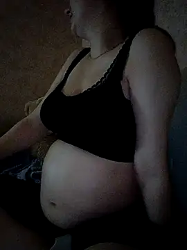 Snapshot of Lissa213 chatting on October 2025 04:18:02 PM Lissa213 online show from October 2025 04:18:02 PM