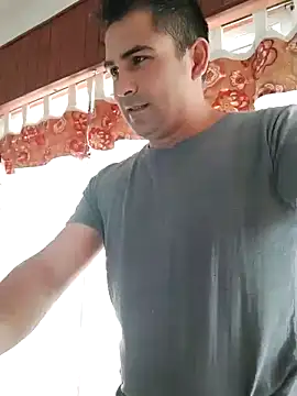 Bradd 32 online show from February 2026 11:51:01 AM