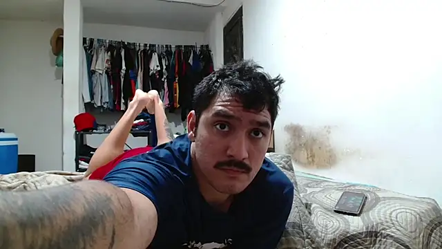 Leonino231 online show from January 2026 10:41:02 PM