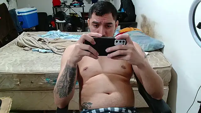 Leonino231 online show from February 2026 01:22:01 PM