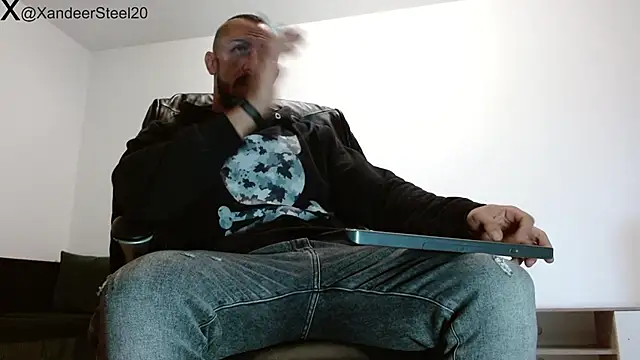 Snapshot of Xandeer_Steel chatting on October 2025 05:48:02 AM Xandeer Steel online show from October 2025 05:48:02 AM