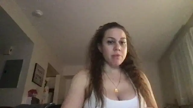 Snapshot of thedevinemama chatting on February 2026 02:48:01 AM thedevinemama online show from February 2026 02:48:01 AM