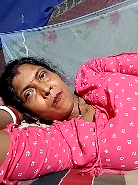 Savita992 online show from April 2026 10:31:02 AM