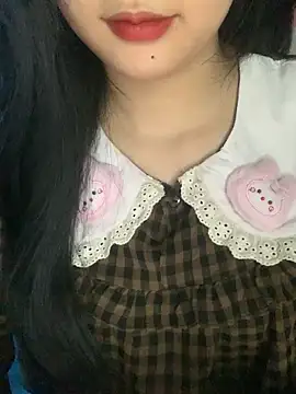 Linhtruong  online show from November 2025 04:28:02 AM