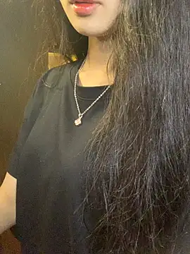 Nhinhi18 online show from March 2026 02:49:02 PM