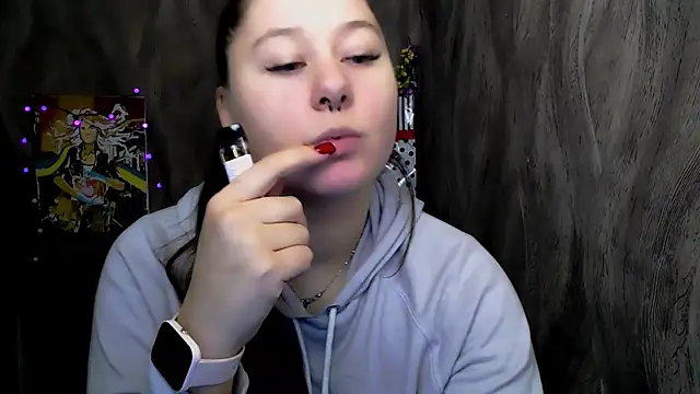 Linda S  online show from December 2025 12:12:01 PM