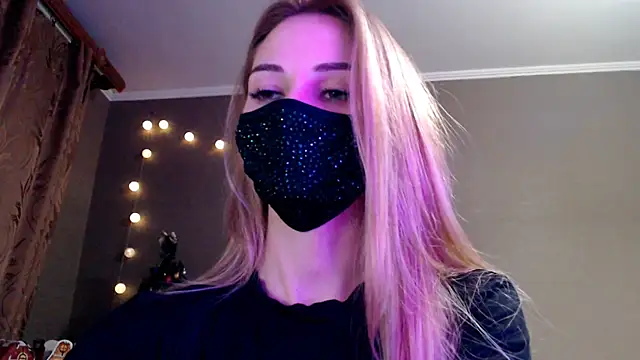 Iris lave online show from December 2025 04:14:01 PM