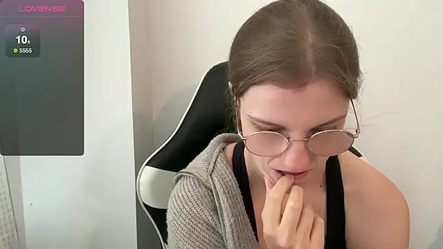 BustyKellyXXX online show from November 2025 10:03:01 AM