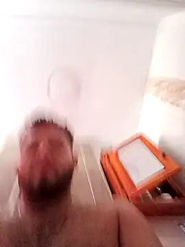 Snapshot of Frank0021 chatting on October 2025 12:24:02 PM Frank0021 online show from October 2025 12:24:02 PM