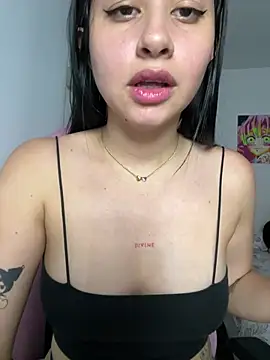 lucy grey25 online show from March 2026 06:59:02 PM