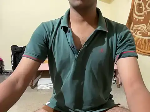 Snapshot of project085 chatting on October 2025 03:36:02 PM project085 online show from October 2025 03:36:02 PM