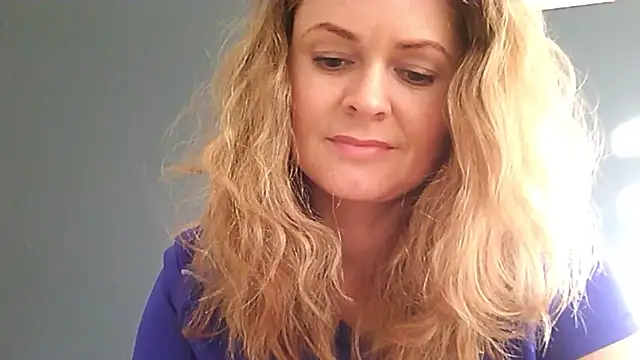 Snapshot of Ginger-bb chatting on July 2026 05:30:01 PM Ginger-bb online show from July 2026 05:30:01 PM