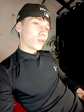 Snapshot of Logan_sixxer chatting on September 2025 09:42:01 PM Logan sixxer online show from September 2025 09:42:01 PM