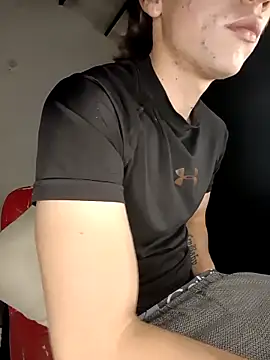 Logan sixxer online show from February 2026 05:09:01 PM