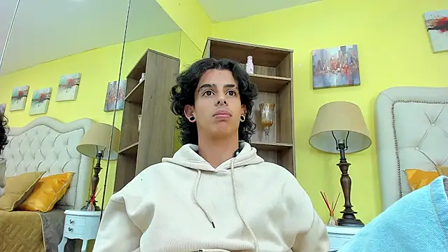 Snapshot of Ibratxandy chatting on October 2025 10:01:01 PM Ibratxandy online show from October 2025 10:01:01 PM