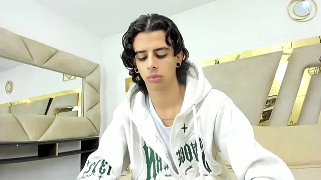 Snapshot of Ibratxandy chatting on November 2025 12:05:02 PM Ibratxandy online show from November 2025 12:05:02 PM