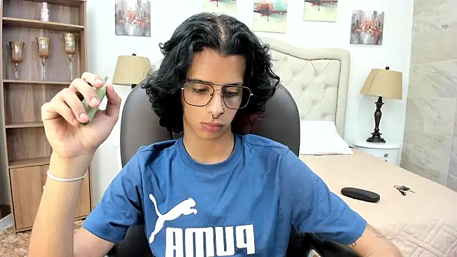 Snapshot of Ibratxandy chatting on February 2026 07:17:02 PM Ibratxandy online show from February 2026 07:17:02 PM